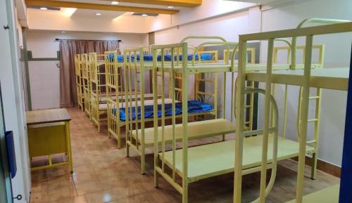 Mixed Dormitory Room