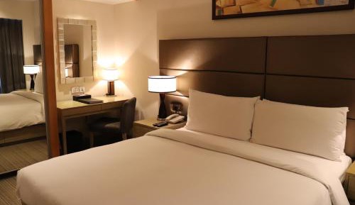 Premier Room 