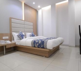 Super Deluxe Room