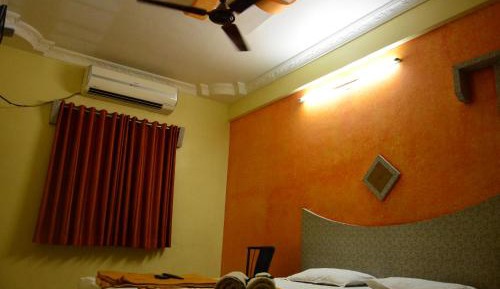 Same Day Use Room from 6am to 6PM ( Check in and Check out on the same day)