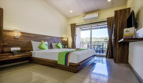 Premium Room with Balcony