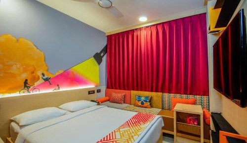 Luxe Queen Room