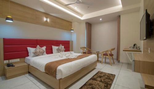 Deluxe King Room