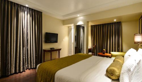 Deluxe King Room