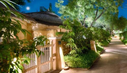 Vintage Suite: 20% off on Food & Beverage services, Enjoy Buffet Breakfast, Wifi, Welcome Drink upon arrival, Early Check in & Late Check out – subject to availability 