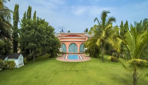 Three-Bedroom - 15% Discount on Food & Soft Beverages