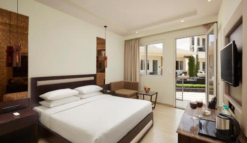 Superior  - 15% Discount on One-way Airport Transfer,  20% Discount on SPA, 15% Discount on Food & Soft Beverages