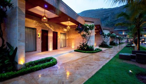 Luxury Resort King Room 