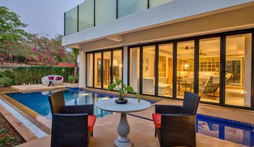 Premium Pool Villa with Private Pool - 20% discount on Food & Beverages, Spa and Laundry, Butler Service and All day breakfast (7 am to 7 pm) at La Concha