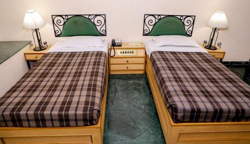 Economy Room