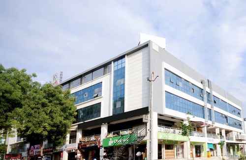 Gandhinagar Hotel | Hotel Hillton Inn