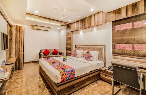 Ellis Bridge Hotel | FabHotel Summit