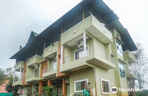 Gureghar Hotel | Strawberry Homes