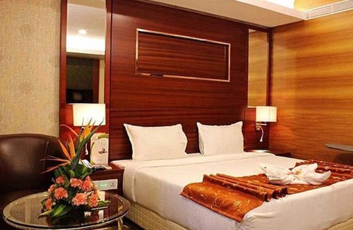 Porur Hotel | Fabhotel Prime Le Palace