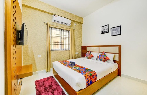 Vadapalani Hotel | Fabhotel Sky Bay