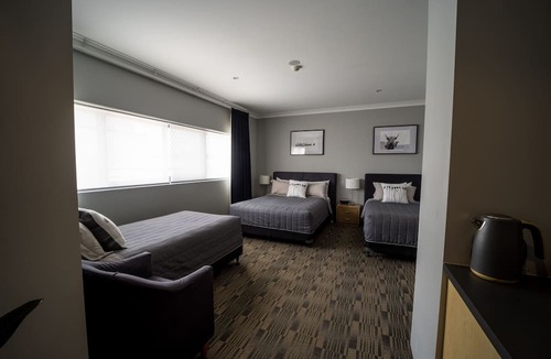 East Maitland Hotel | The Windsor Castle Hotel