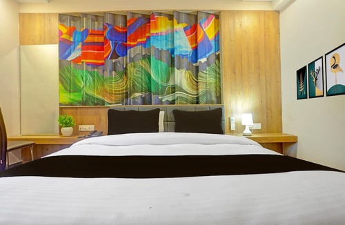Dhanbad House | Super Deluxe Room Hotel Kuber Inn
