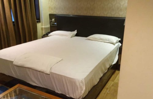 Laheriasarai Hotel | Hotel Zaika Darbhanga