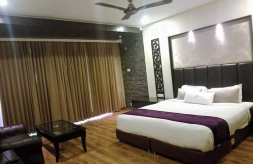 Shimla Hotel | Jungle Livinn Resorts
