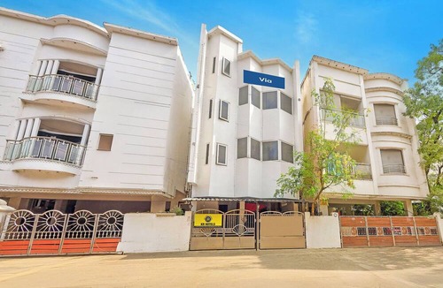Nanganallur Hotel | Via KR Chennai