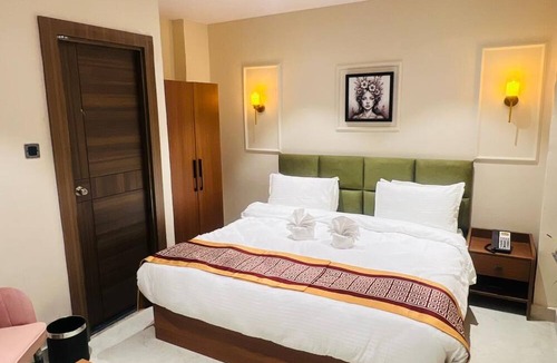 Varanasi Hotel | HOTEL SUPREME INN