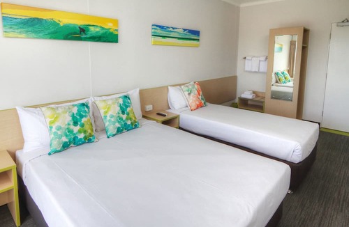 Palm Beach Hotel | Palm Beach Hotel