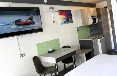 Port Macquarie Hotel | Le George Motel