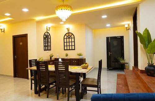 Bhimtal Hotel | The Lakemont Villa