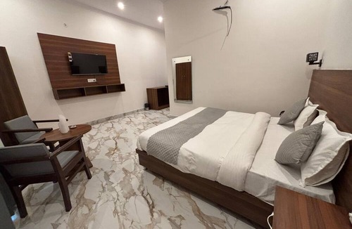 Bail Parao Hotel | Corbett The Vedant by Stay Bliss Retreat