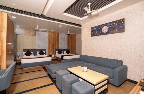 Khatu Hotel | Hotel Sawamani and Restaurant