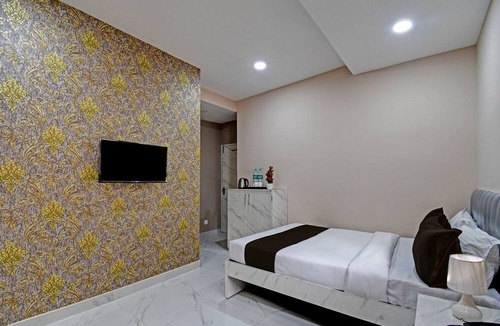 Dharmatala Hotel | OYO B.K International Guest House