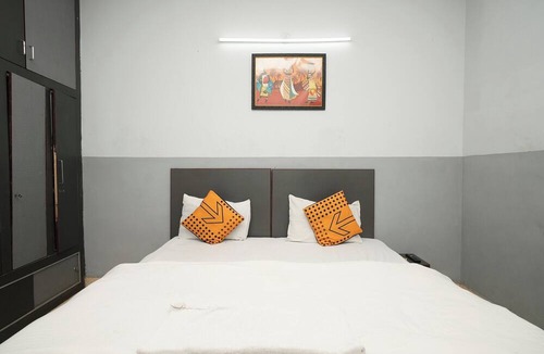 Sector-12A Hotel | Sunrise Guest House
