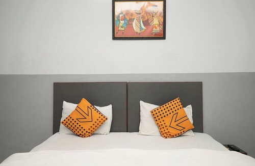 Sector-12A Hotel | Sunrise Guest House