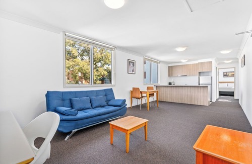 Rosehill Hotel | APX Parramatta