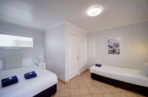 Tuncurry Hotel | Bali Hi Motel