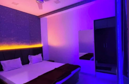 Akola Hotel | V EXECUTIVE HOTEL
