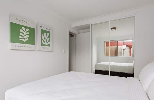 Manly Apartment | Stylish 1-Bed Apartment Near Manly Beach