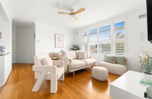 Vaucluse Apartment | Bright 2-Bed Flat with Balcony in Vaucluse