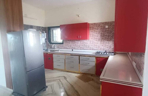 Nellore House | Spacious 3-bedroom house in beautiful Nellore with AC