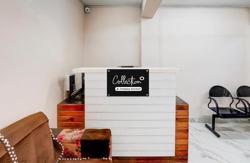 Indore Hotel | Super Collection O Ganeshpuri Indore