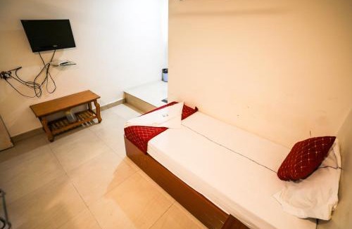 Chanda Nagar Hotel | Hotel Supraja Residency