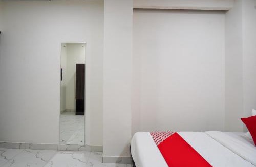 Pashim Vihar Hotel | Hotel O Mannat