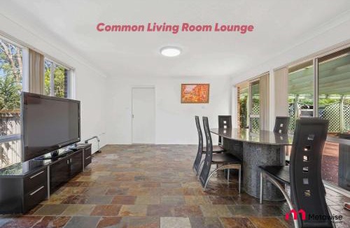 Castle Hill House | MetaWise Cozy Family Room3 in Shared Home Free Parking