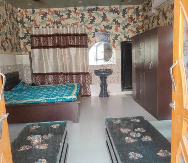 Ghaziabad House | Yadvendra Homestay