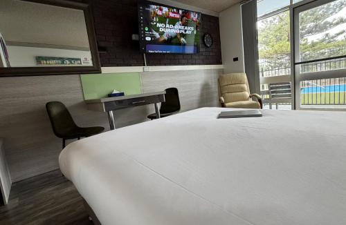 Port Macquarie Hotel | Le George Motel
