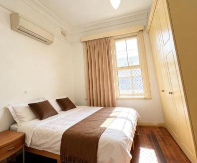Burwood House | Burwood quiet share stay