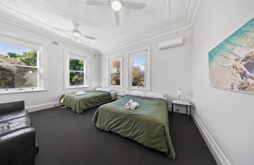 Cooks Hill Hotel | The Oriental Hotel