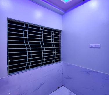 Krishnanagar House | Saha Guest House & Restaurant