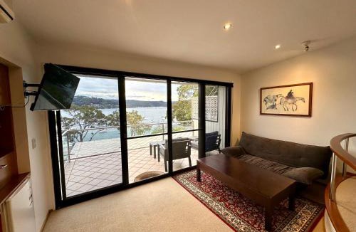 Newport Apartment | BlueWater Penthouse Guesthouse