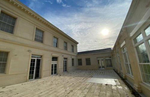 Wallis Lake House | Chateau Le Marais